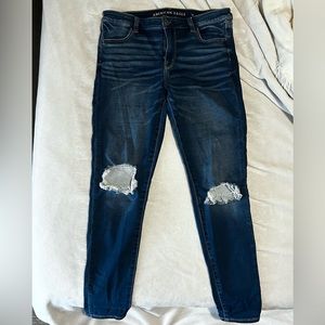 ❌SOLD❌EUC American Eagle Distressed Jeggings sz 14 long